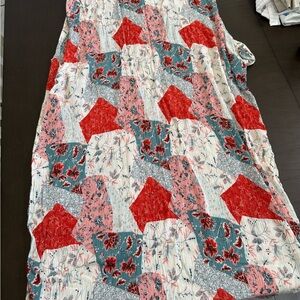 HEIMISH USA Floral Patchwork Quilt - Red, Blue, and Pink
